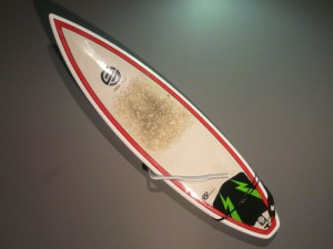 Vertical surfboard rack